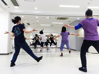 ママさんダンス